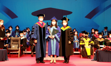 Tradisi Wajib Dan Unik Saat Kelulusan Di Korea Selatan, Tak Lengkap Tanpa Makan Jajangmyeon Dan Lempar Tepung Serta Perayaan Lainnya!!!