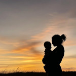 Untukmu, Ibu Hebat: 5 Langkah Kecil yang Menyelamatkan Kesehatan Mentalmu