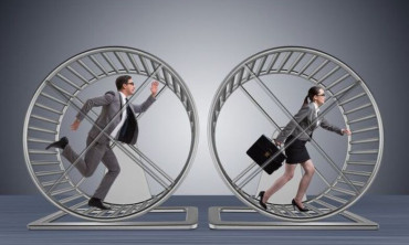 Escape Rat Race: Cara Keluar dari Lingkaran Setan Finansial