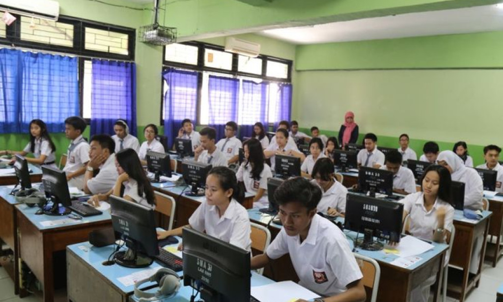 BAHAYA BESAR! Bocor Halus Soal TKA 2025 Bikin Geger TikTok Live: Ribuan Calon Mahasiswa Terancam Gagal Total dan Nilai Nol!