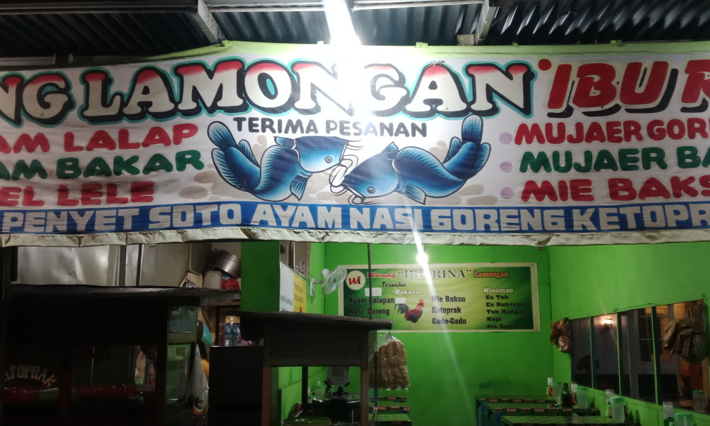 Kirim Review Setelah Makan Di Lalapan Ibu Rina Lamongan , Dapat Rewards