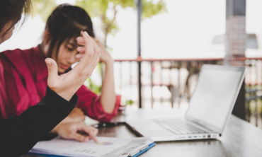 Financial Anxiety: Mengapa Generasi Muda Paling Rentan dan Bagaimana Menghadapinya