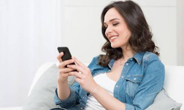 Stop Oversharing! Ini Dampak Negatif Curhat di Media Sosial