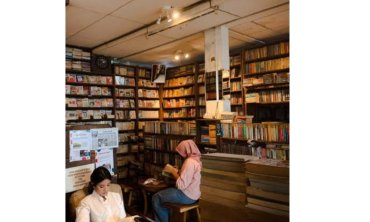 Perpustakaan mini sebagai bilik nostalgia taman bacaan