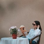 Sering Dianggap Pendiam? Ini 3 Tanda Kamu Sebenarnya Introvert, Bukan Pemalu